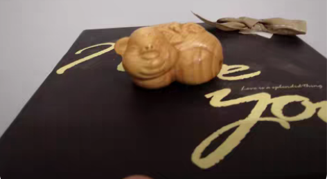 包邮崖柏小福猪摆件柜台梳妆台摆件送礼红木小...