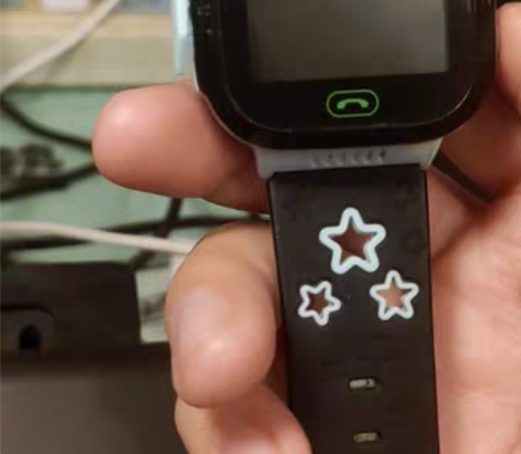 转卖小孩的电话手表更新换代了，原来的闲置了...