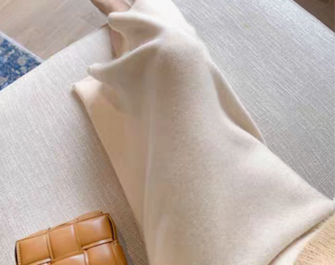 转卖高级感网红气质针织半身裙女春秋过膝高腰...