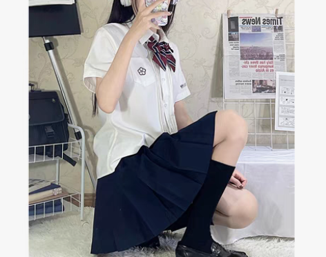 转卖jk基础款灰色百褶裙女春秋黑色半身裙高...
