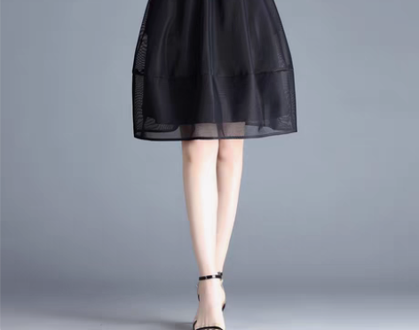 转卖2022新款花苞裙网纱半身裙女春短裙夏...