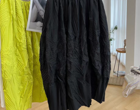 转卖设计感小众压褶褶皱松紧高腰半身裙女夏季...