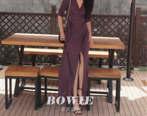 转卖度假风V领裹身裙 女夏印花修身显瘦连衣...