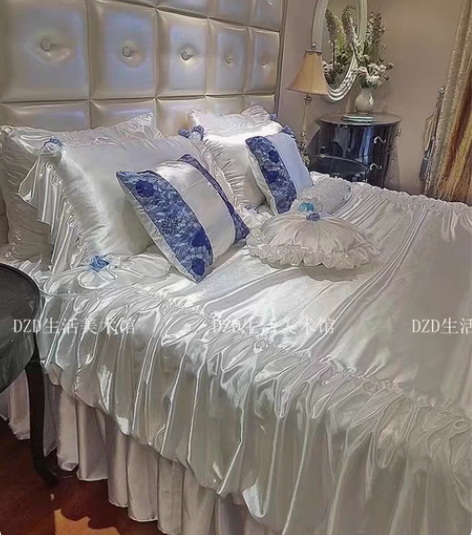 6件套只要300，枕套四角和床裙尾部的配饰...