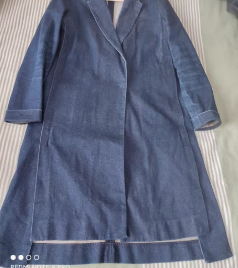 江南布衣牛仔风衣，专柜正品，165/88码...