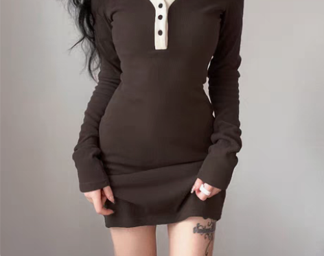 转卖三四三四甜美学院风polo衫连衣裙修身...