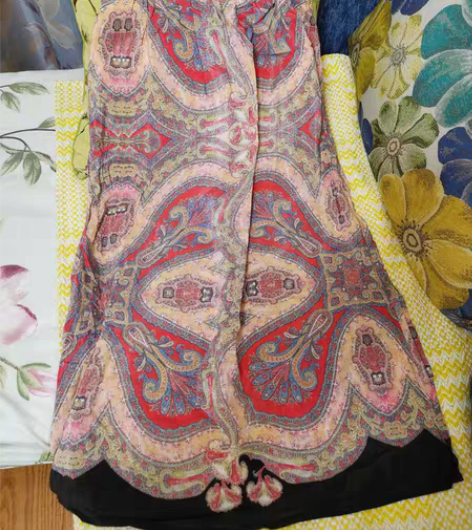 包邮桑蚕民族风长裙，腰部钉珠，腰围平铺32...