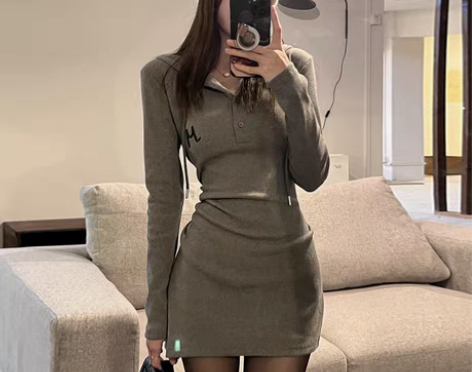 转卖灰色连帽t恤连衣裙女秋季纯欲辣妹运动风...