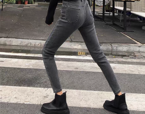 转卖牛仔裤女2022春季新款高腰烟灰色韩版...