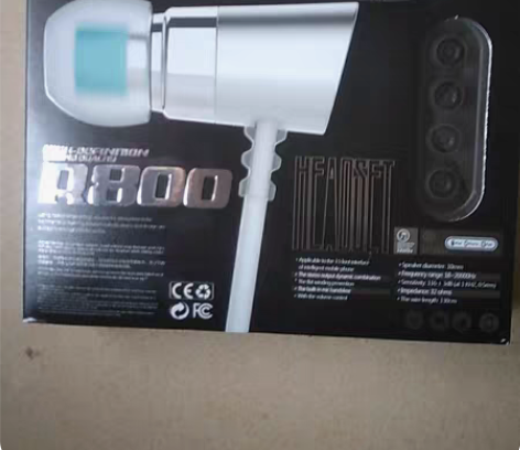 闲置耳机打开过，但是没使用。喜欢的抓紧动手...