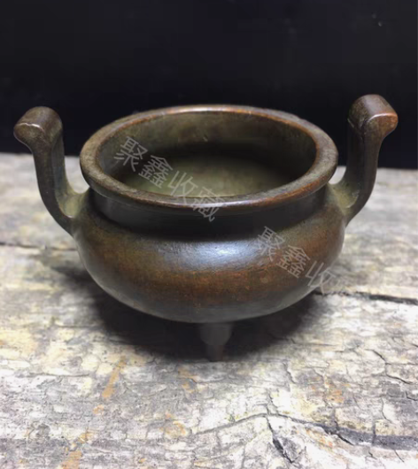 包邮闲置急售早年得来的纯铜三足香炉香插冲天...