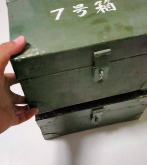 包邮两个小木箱工具箱，军工小木箱，质量很好...