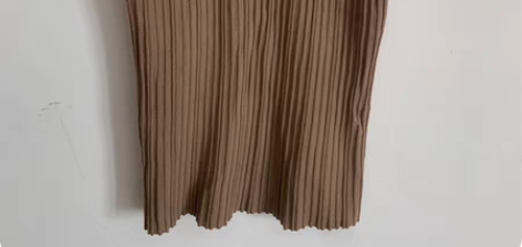 包邮咖啡色针织背心 感兴趣的话点“我想要”...