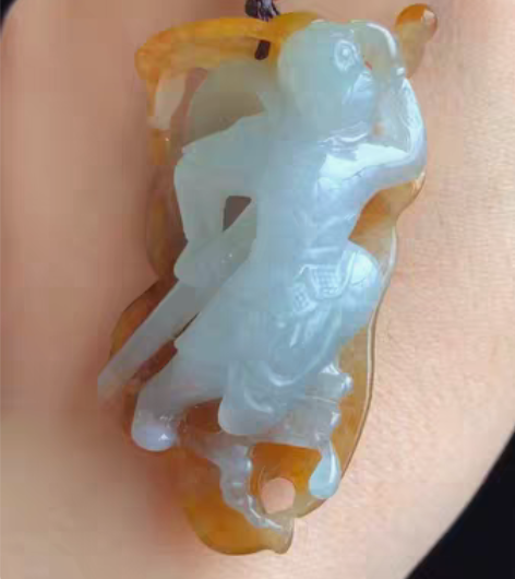 天然翡翠猴斗战胜佛佛齐天大圣孙悟空 尺寸：...