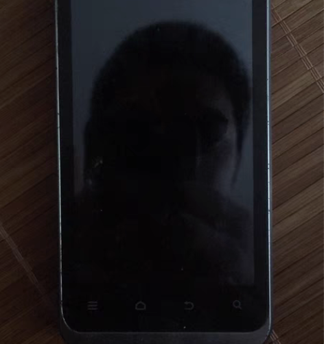 包邮中兴手机U880开机正常屏幕只能看一半...