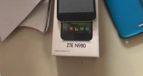 中兴n980，无拆修，功能一切正常，原包装...