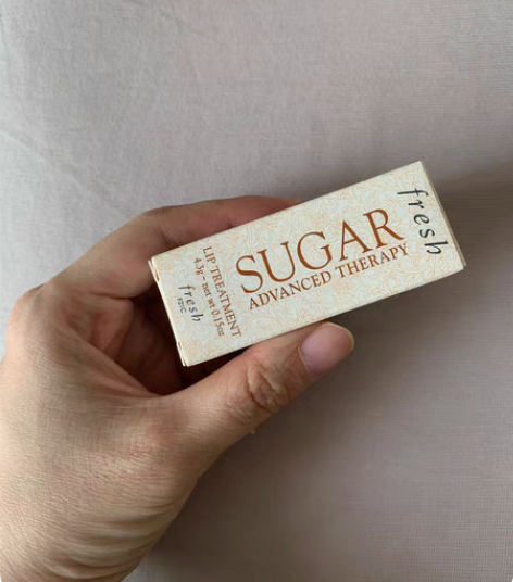 Fresh 润唇膏。全新未拆封，批号自己查...