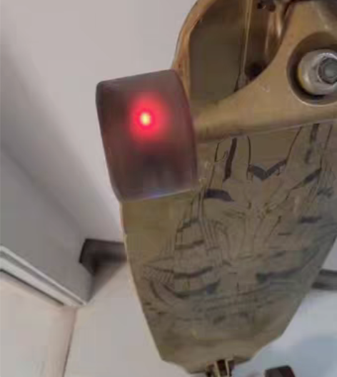 冲坡板，太久没玩了轮轴需要上点油，别的都不...