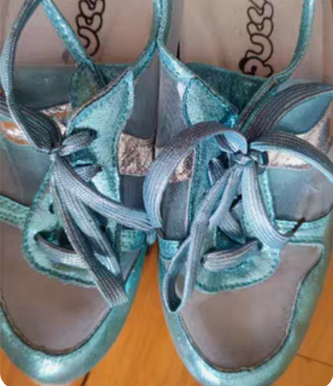 包邮女士休闲运动鞋,37码,低价转让。 感...