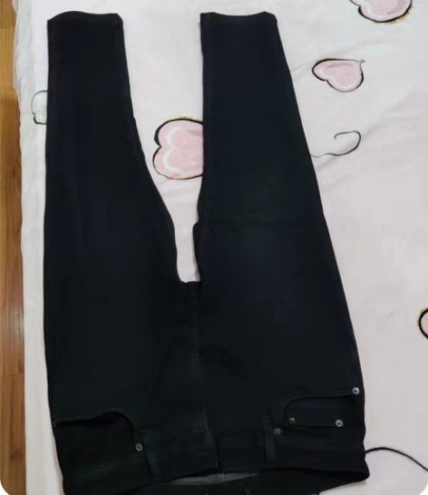 优衣库加绒休闲裤，尺码30 感兴趣的话点“...