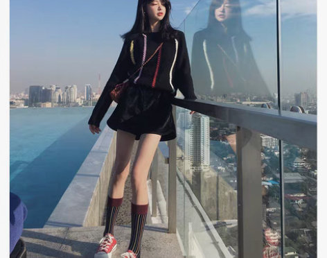 转卖范智乔  毛呢短裤女高腰显瘦新款黑色休...