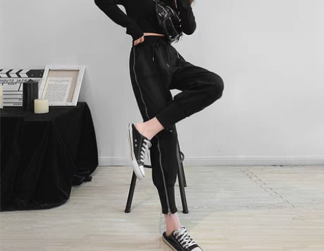 转卖欧洲站卫裤女重工秋冬宽松加绒加厚白色网...