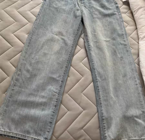 包邮高腰阔腿九分牛仔裤 感兴趣的话点“我想...