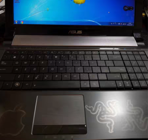 包邮出售自用华硕笔记本，i5处理器、8G内...