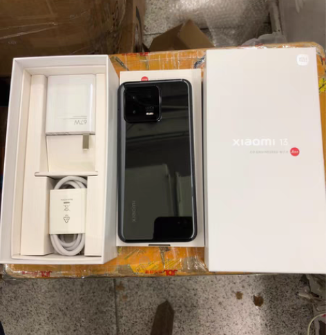 小米13 徕卡光学镜头 第二代骁龙8处理器...