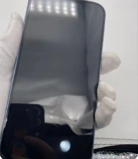 转卖闲置手机 99成新 苹果14plus，...