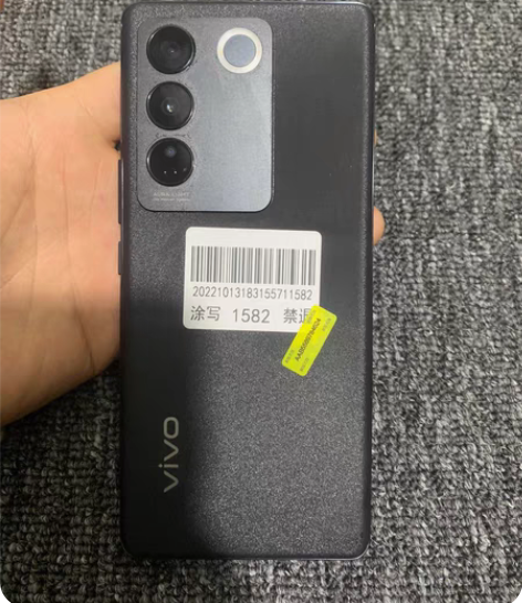 vivo s16，激活不到一个月，内存12...
