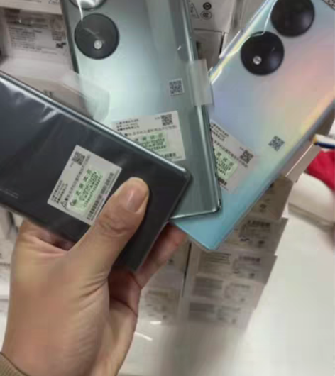 包邮荣耀70  原封 4个也颜色 全新演示...