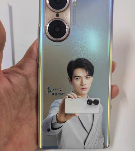 荣耀60    8+256  全网通 换过...