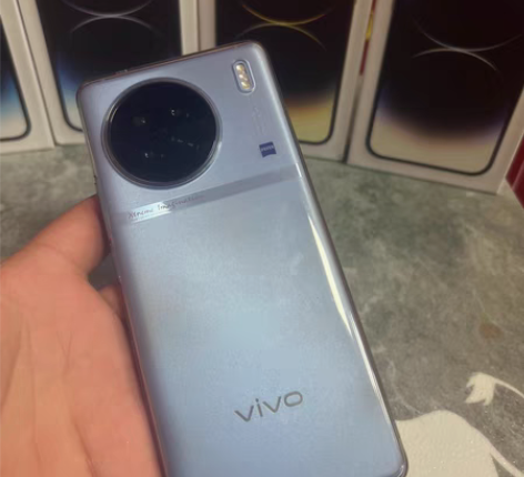 vivo x90冰蓝色   处理器：天玑9...