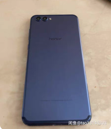 包邮荣耀v10，95新6+64 感兴趣的话...