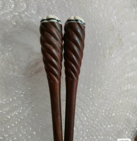 老红木二胡琴轴，本来买来想自用的，但和二胡...