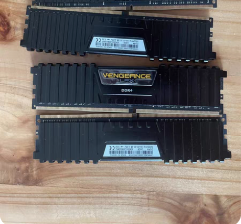 内存条海盗船DDR4 3200 16G  ...