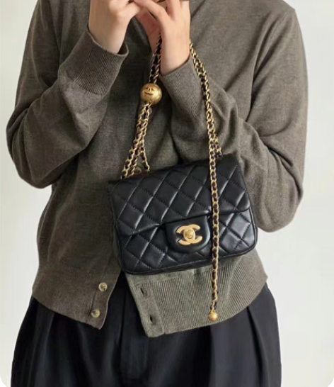 小号金球方胖子包包 礼盒都在 感兴趣的话点...