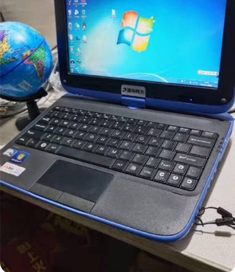 清华同方笔记本电脑，屏幕支持触控、手写笔、...