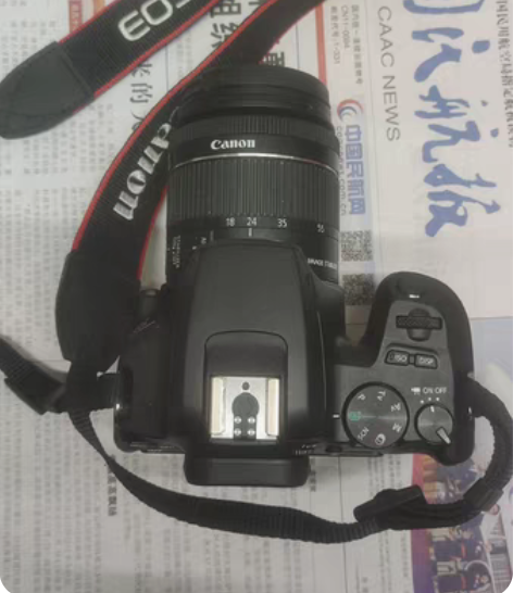 #佳能单反相机 200D二代带配件，需要的...