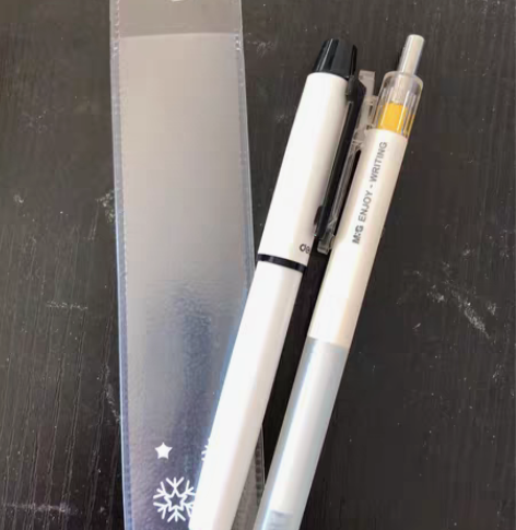 包邮卖金属壳得力签字笔,送一个晨光笔,很好...