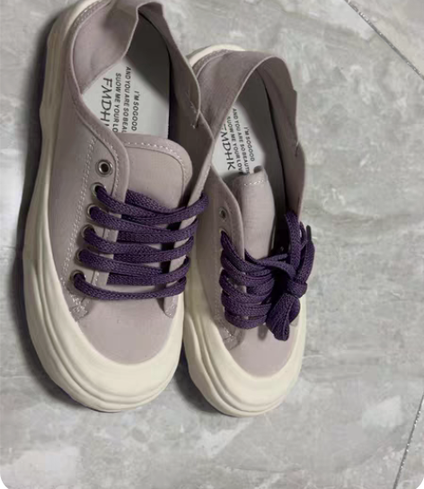 包邮全新帆布鞋，38码，适合37.5和37...