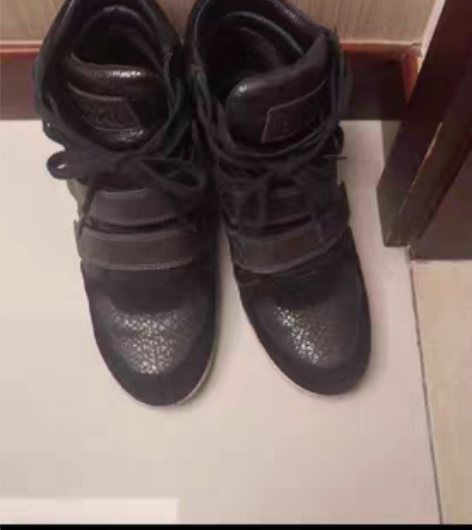 包邮ASH内增高鞋，专柜入，不想穿了，售出...