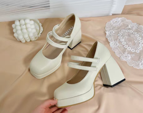 转卖全新！！！因为婚礼一直延期现在不办了，...