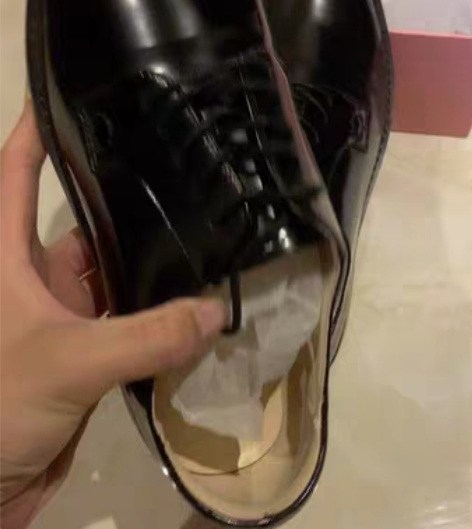 转卖2018春季新款英伦风女鞋小皮鞋学院风...