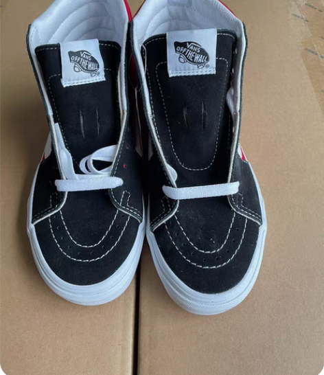 VANS鞋系列，小码清仓，1双包邮 感兴趣...