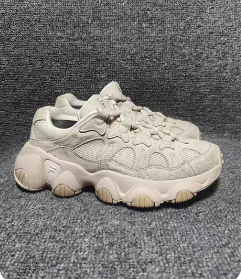 斐乐女款老爹鞋运动鞋38码 鞋子实物和图片...