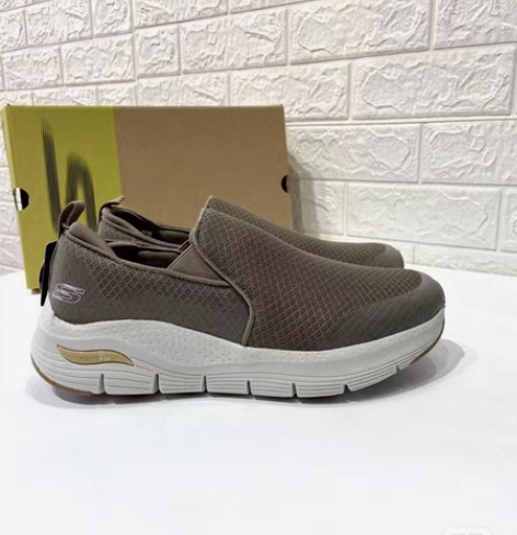 包邮全码有货  斯凯家一脚蹬男鞋 轻便舒服...