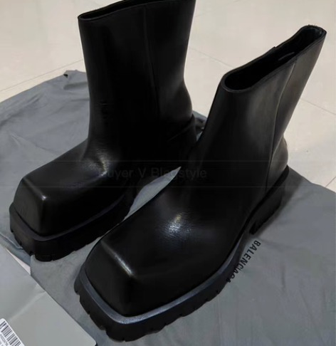 Balenciaga Trooper 骑兵...