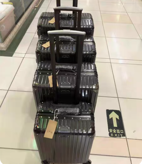 包邮严选严选行李箱24寸26寸28寸 全新...